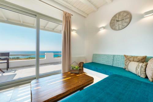 Aelion Villa