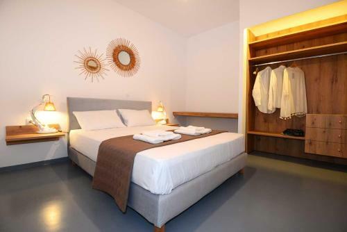 Lalari Beach Suites