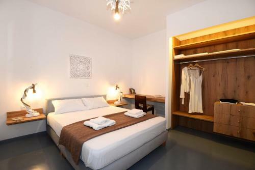 Lalari Beach Suites