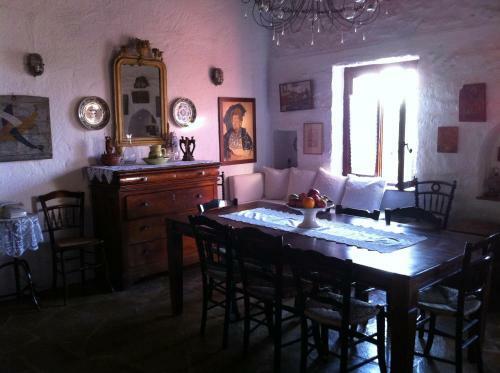 Aigina 3 Bedroom House By The Sea