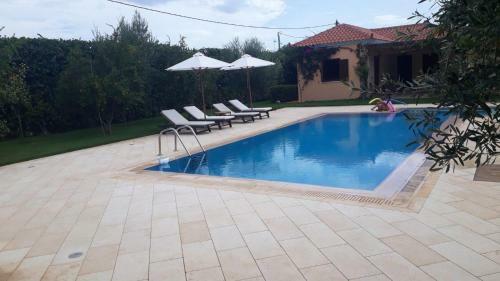 Mediterranean Garden Villa