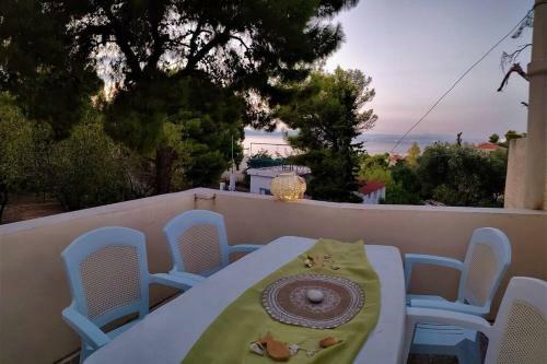 Villa Pines Seaview Cottage