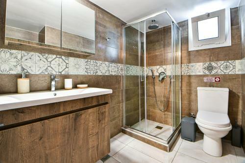 Koukounari Luxury Apartments