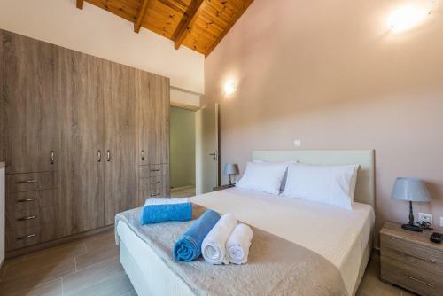 Villa Neaira