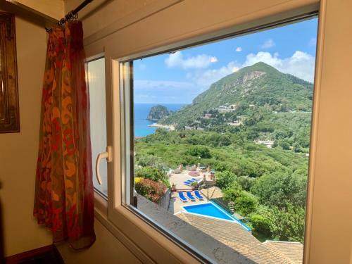 Ermones Diamond Villa