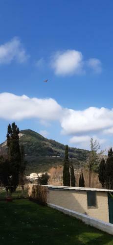 Apartamento Ermones Little House