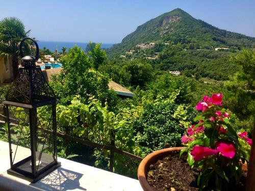 Ermones Emerald Villa