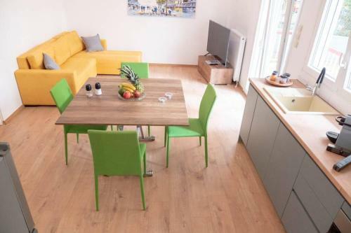 Apartamento 100% City Center + Backyard + Luxury Renovated !!!