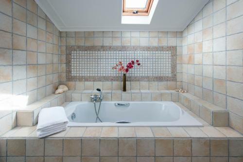 Exclusive Privet Villa In Viros