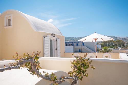 Veldi Art - Kamari Beach Apartment