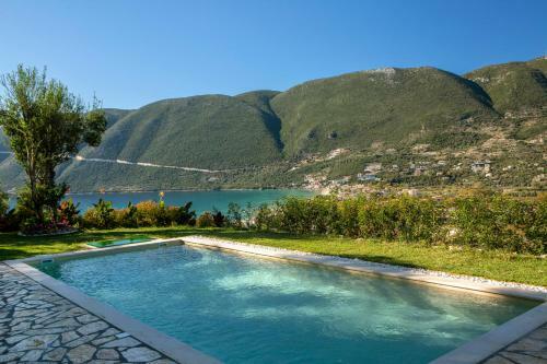 Pnoes Villas-panthea