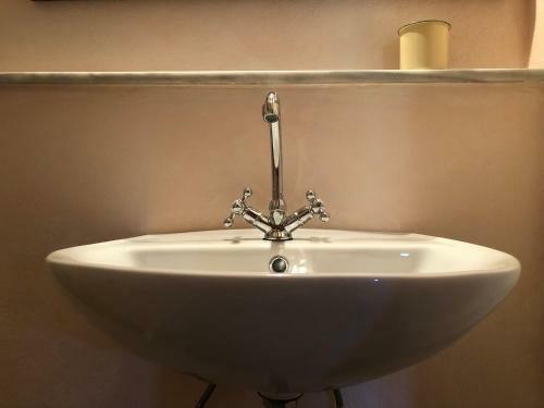 Zarta A Cosy Stone Village House With Splendid View