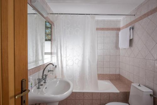 Villa Vlychada - Lux Home With Pool & Jacuzzi