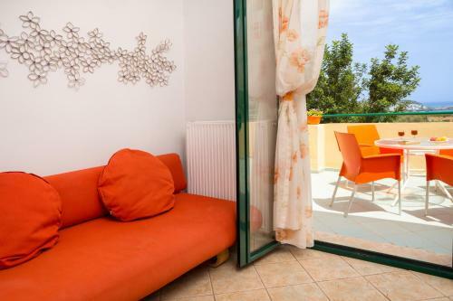 Amari Villa, Beach Hideaway!
