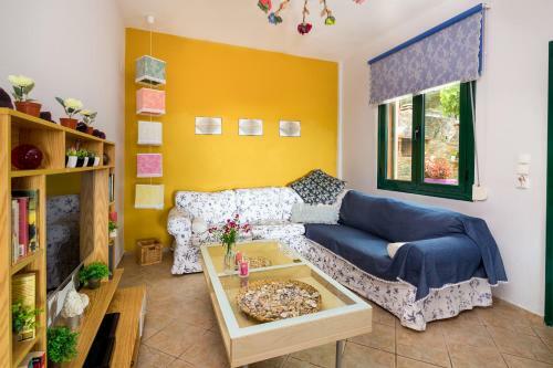 Amari Villa, Beach Hideaway!