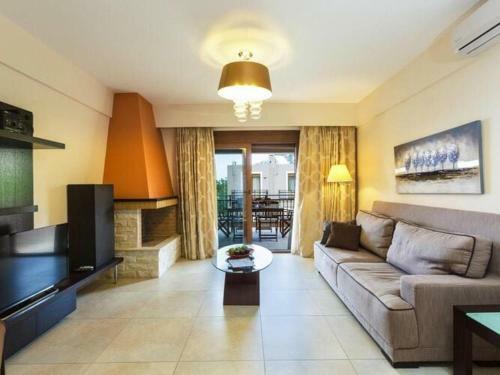 Apartment In Holiday Complex In Vlichada With Parking Space