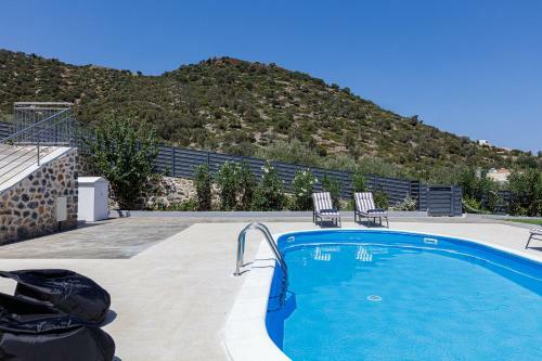 Family Friendly Basilicata Attali Villa Private Pool,children Area