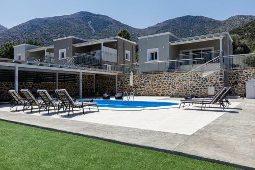 Family Friendly Basilicata Attali Villa Private Pool,children Area
