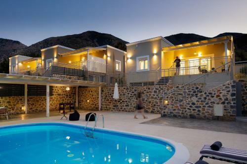 Family Friendly Basilicata Attali Villa Private Pool,children Area