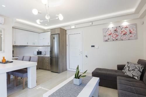Family Friendly Basilicata Attali Villa Private Pool,children Area