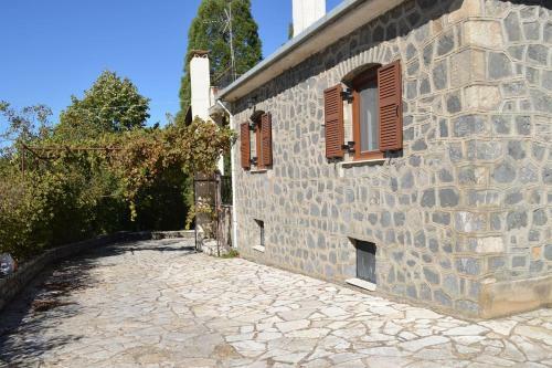 Villa Vytina With Garden And Bbq