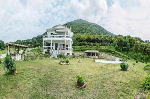 Villa Virginia With Private Pool Lefkada