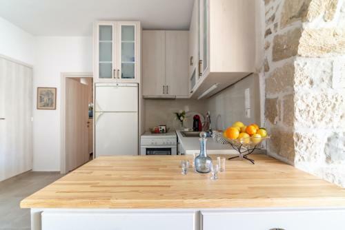 Stonehouse South Crete