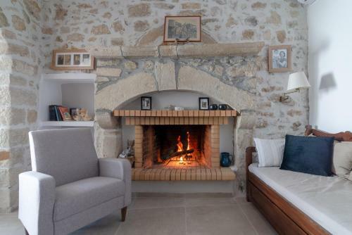 Stonehouse South Crete
