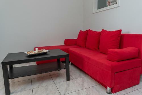 Kosta's Apartments