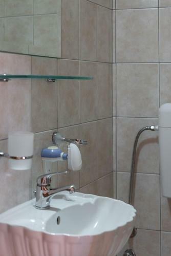 Kosta's Apartments