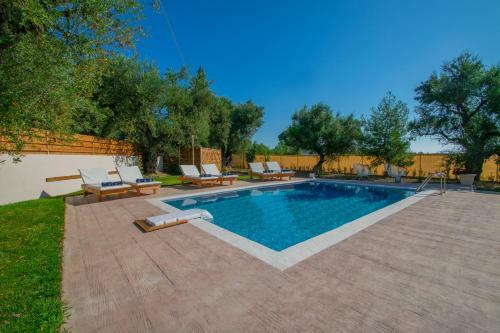Zante Lagos Holiday Homes Treehouse And Villa