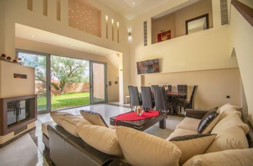 Zante Lagos Holiday Homes Treehouse And Villa