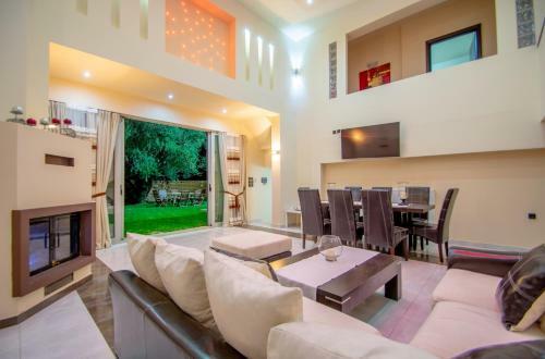 Zante Lagos Holiday Homes Treehouse And Villa
