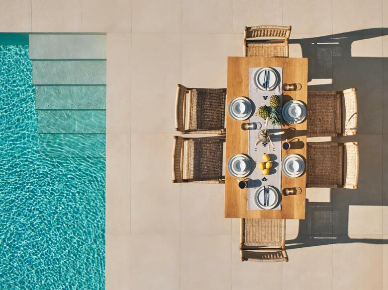 Villa Thelxi's Suites - Brand New Seaview Suites!