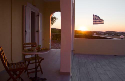 Pithos Modern Apartments