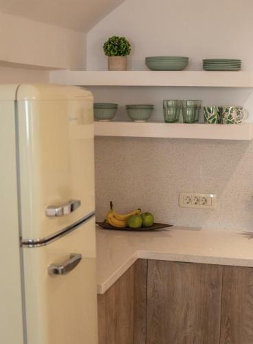 Pithos Modern Apartments