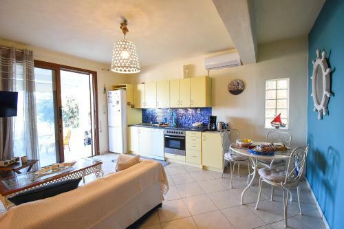 Areos Galaxy Apartments Beach View