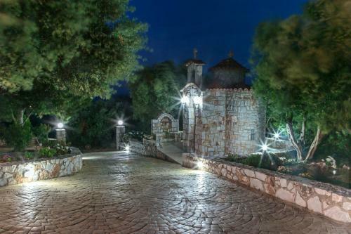 Christine House Platanias