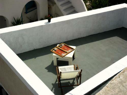 Bioclimatic Cave House Santorini