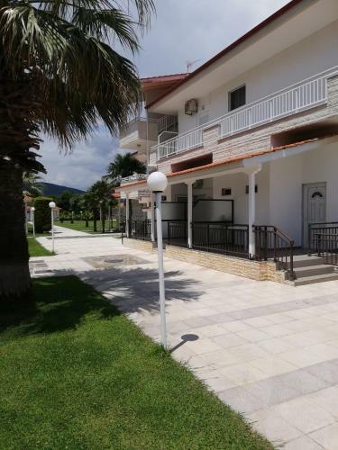 Villa Dimitris Apartments & Bungalows