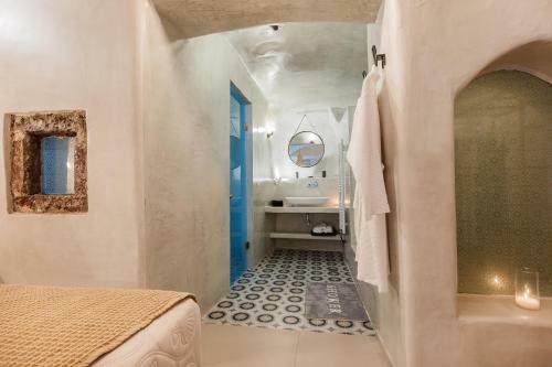 Hostal Hidden Treasure Suites