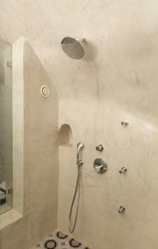 Hostal Hidden Treasure Suites