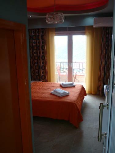 Hostal Guesthouse Zografia