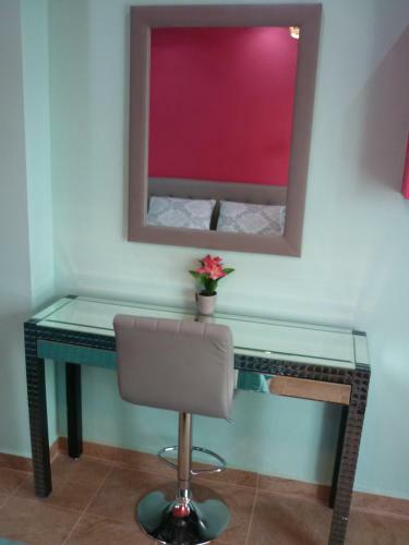 Hostal Guesthouse Zografia