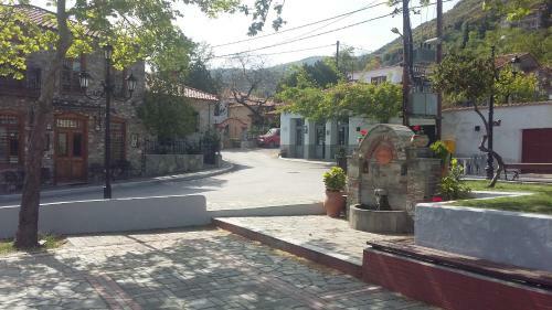 Hostal Guesthouse Zografia