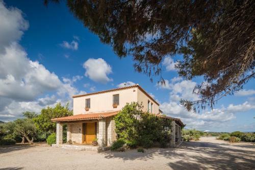 Villa Vrysomylos