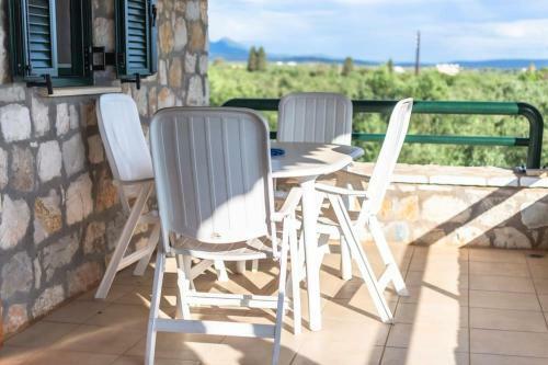 Pelani Stonehouse