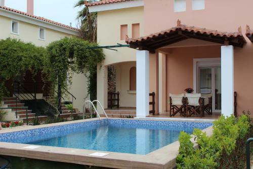 Hotel Corinthian Village