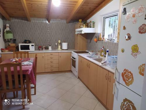 Ozena Countryside Apartment