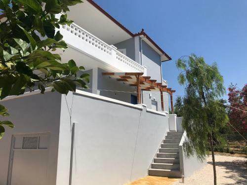 Villa Rizes Seaside Homes